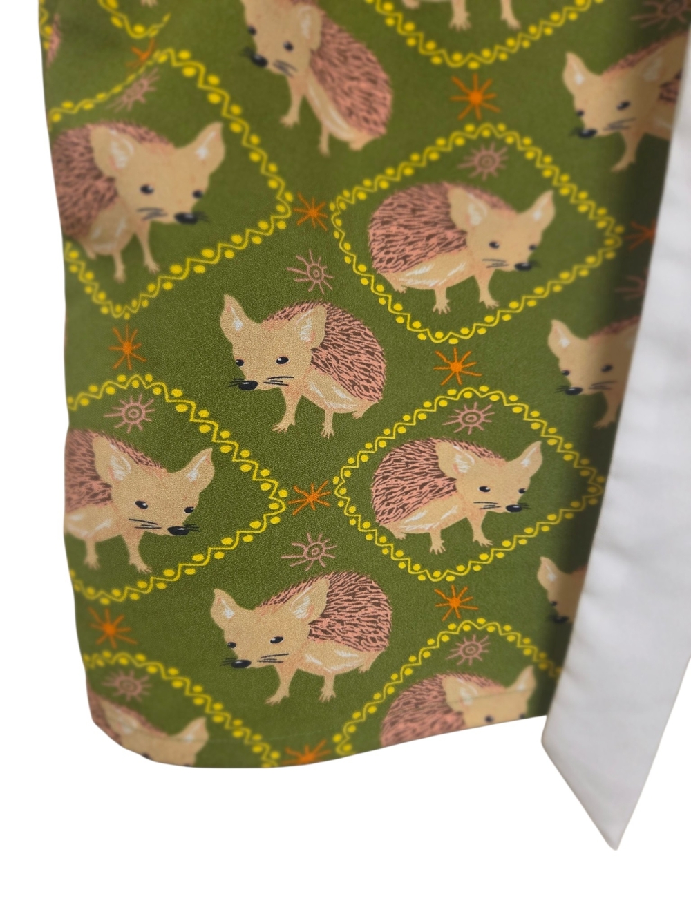 Modcloth Blouse Hedgehog with Pussybow XL - Picture 7 of 10